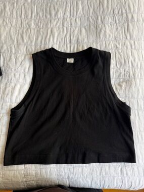 Aritzia Black Cropped Muscle Tank